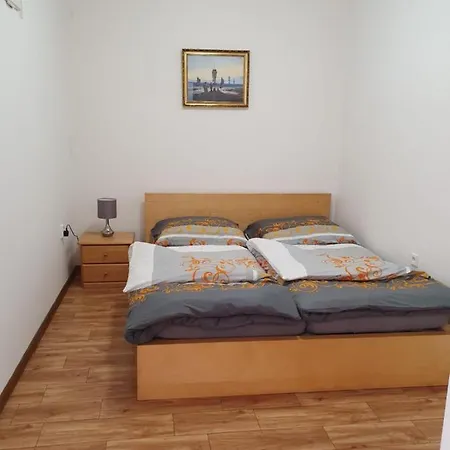 Ubytovani U Dolni Brany Apartment Broumov